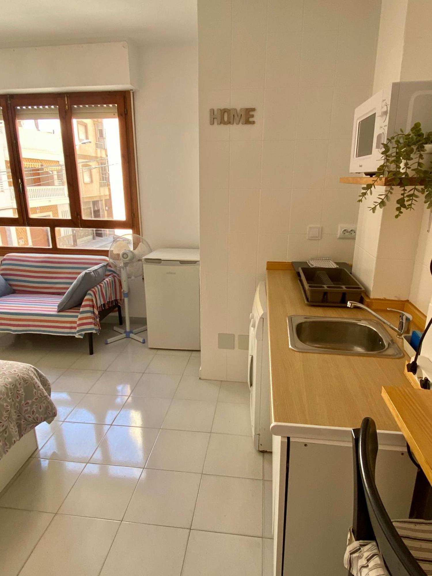 Estudio En La Playa Torrevieja Kültér fotó